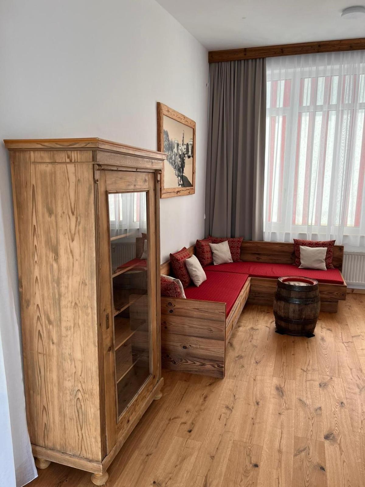 Hotel Almwirt Haar  Dış mekan fotoğraf